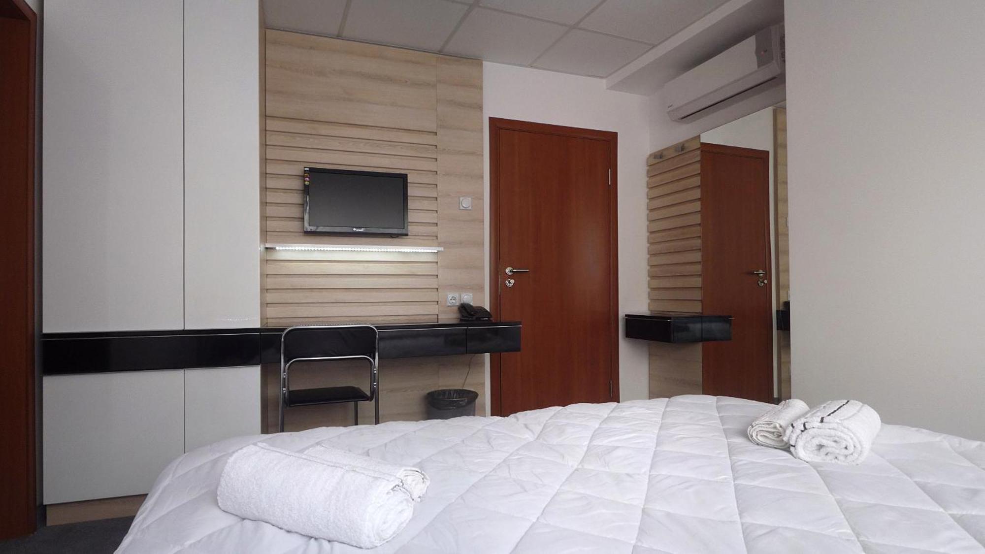 Garni Hotel Consul Nis Exterior photo