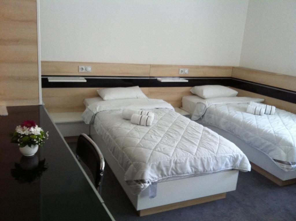 Garni Hotel Consul Nis Room photo