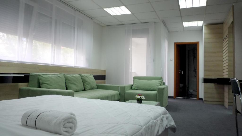 Garni Hotel Consul Nis Room photo